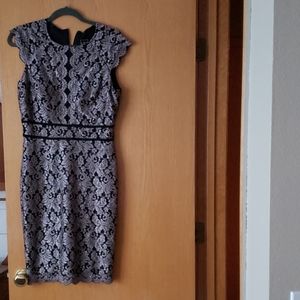 Elegant mid-length dress